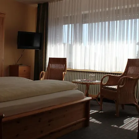 Hotell Schmidt Mit Gastehaus Am Vogelsang