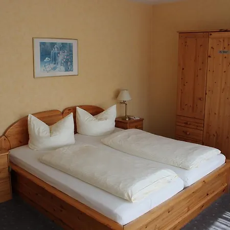 Schmidt Mit Gastehaus Am Vogelsang Hotell 3*