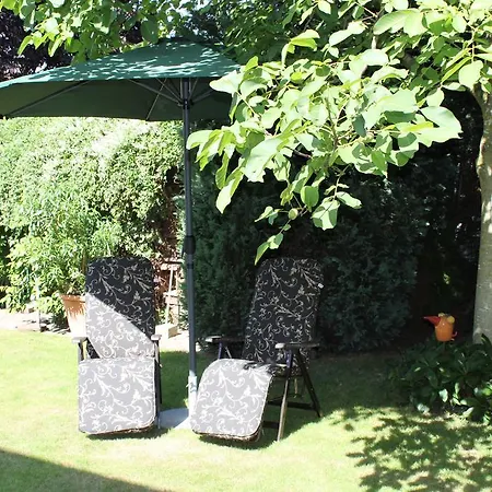 Hotell Schmidt Mit Gastehaus Am Vogelsang 3*