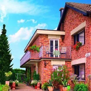 Schmidt Mit Gastehaus Am Vogelsang