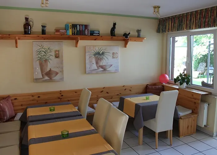 Schmidt Mit Gastehaus Am Vogelsang 3*